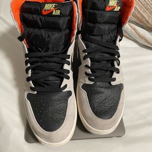 Air Jordan 1 High Neutral Gray